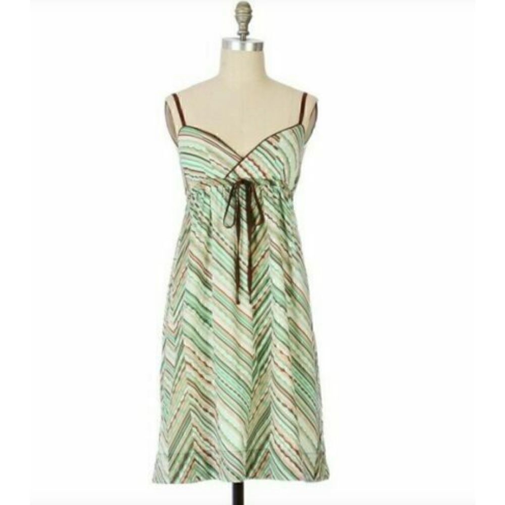 Anthropologie Viola Snow Pea Sundress Size 8